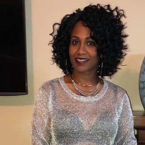 Meet your Posher, Cece